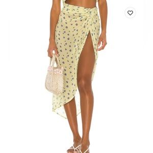 NWT LPA ROCKO sarong skirt in color sunny ☀️ floral 🌼